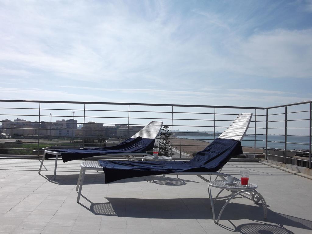 Aparthotel Brezza Di Grecale à Trapani Extérieur photo
