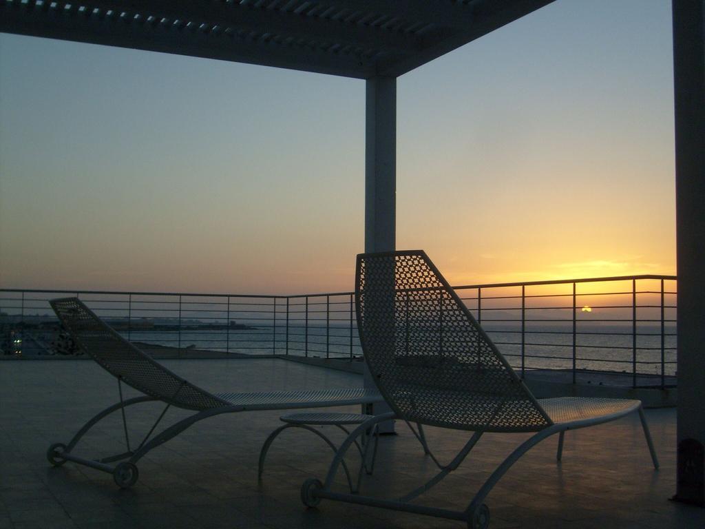 Aparthotel Brezza Di Grecale à Trapani Extérieur photo